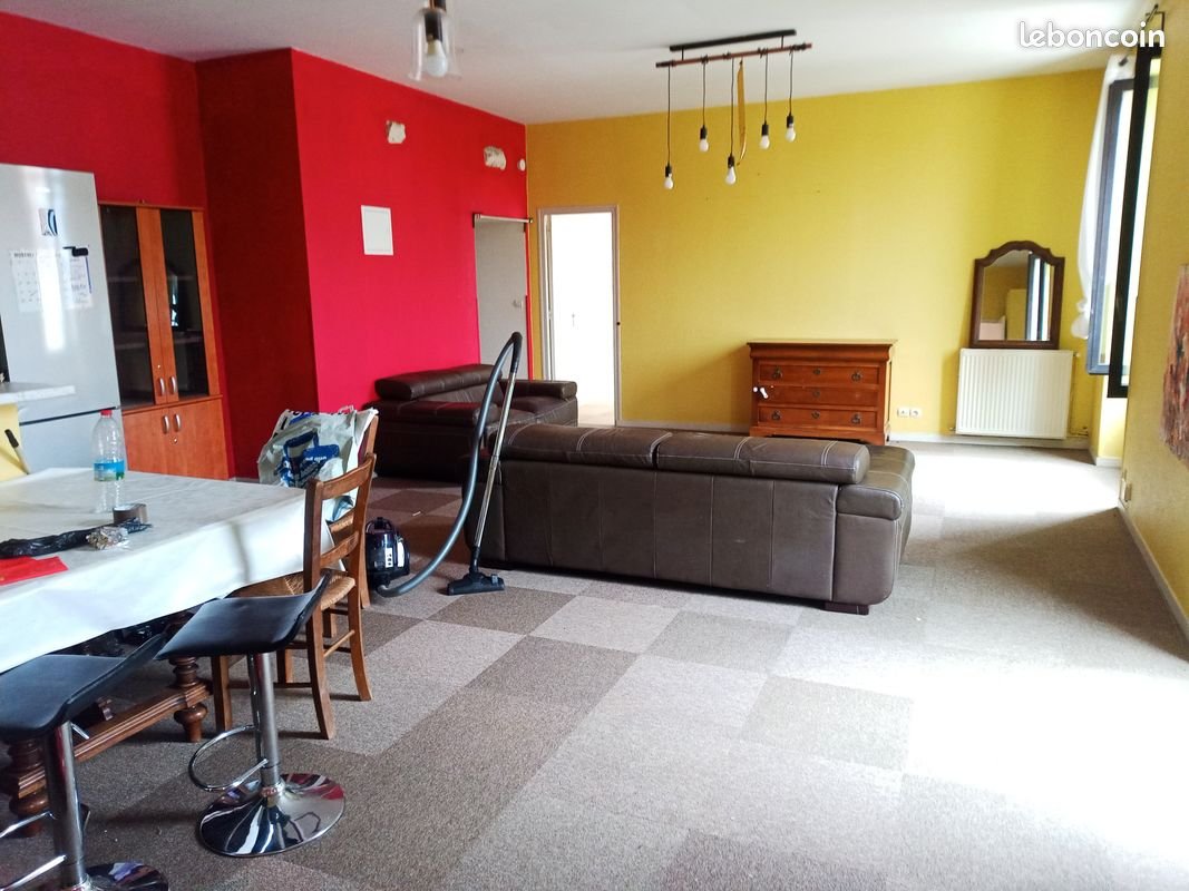 Appartement à louer, 80m², Sainte-Foy-la-Grande