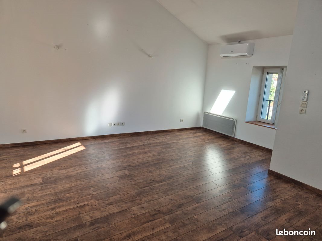 Appartement à louer, 45m², Villars