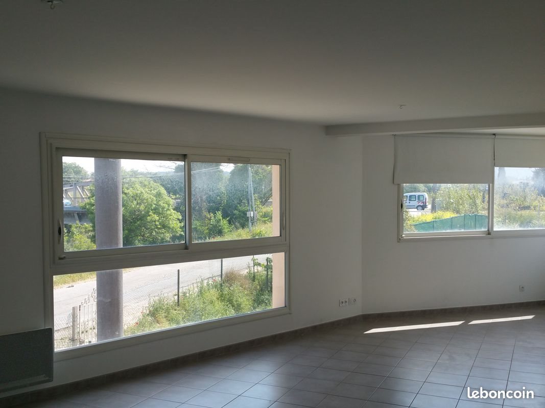 Appartement à louer, 50m², Marignane