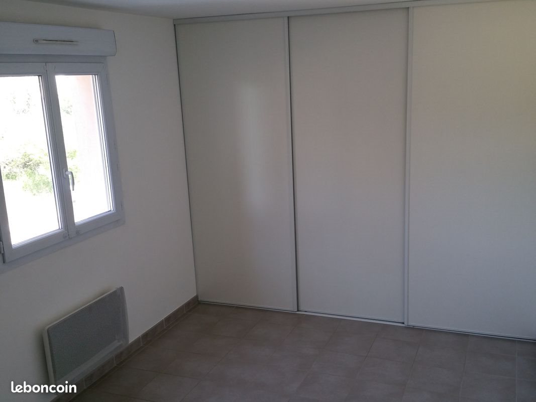 Appartement à louer, 50m², Marignane