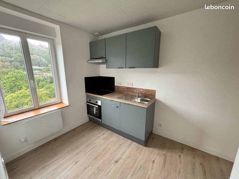Maison à louer, 56m², Bogny-sur-Meuse