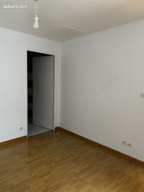 Appartement à louer, 30m², Benet