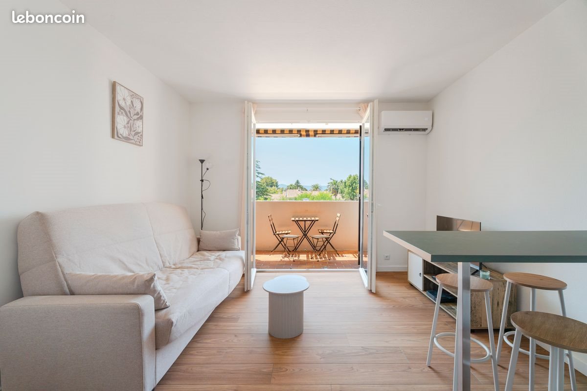 Appartement à louer, 22m², Saint-Cyr-sur-Mer