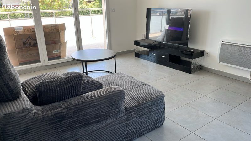 Appartement à louer, 65m², Marseille 12ème