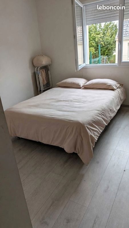 Maison à louer, 113m², Lécousse