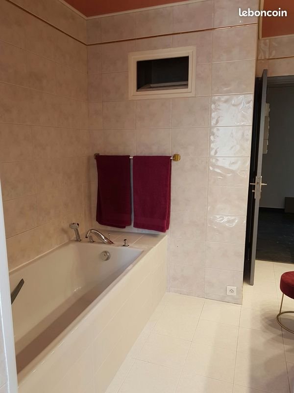 Appartement à louer, 87m², Ajaccio