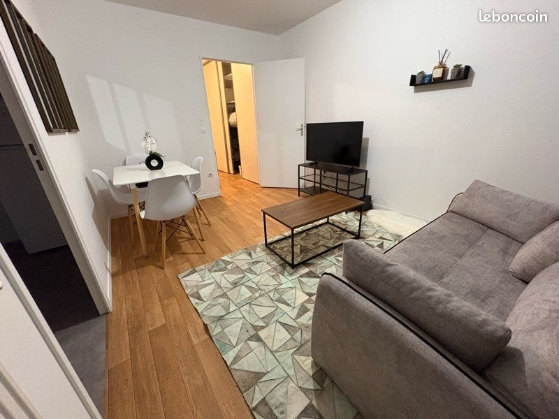 Appartement à louer, 30m², Melun
