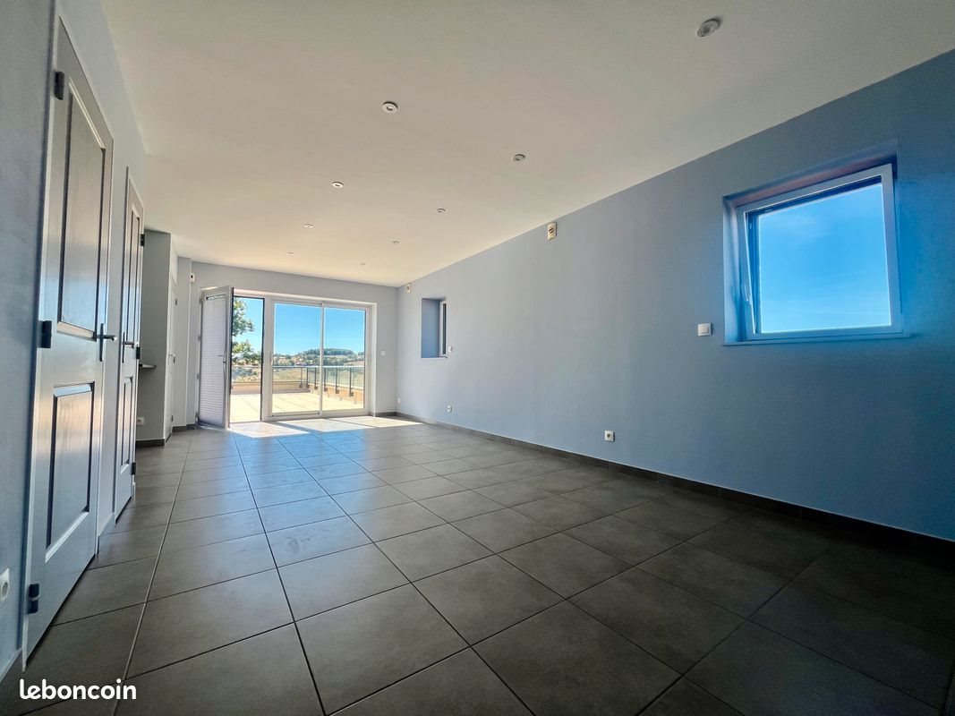 Appartement à louer, 80m², Saint-Laurent-de-Chamousset