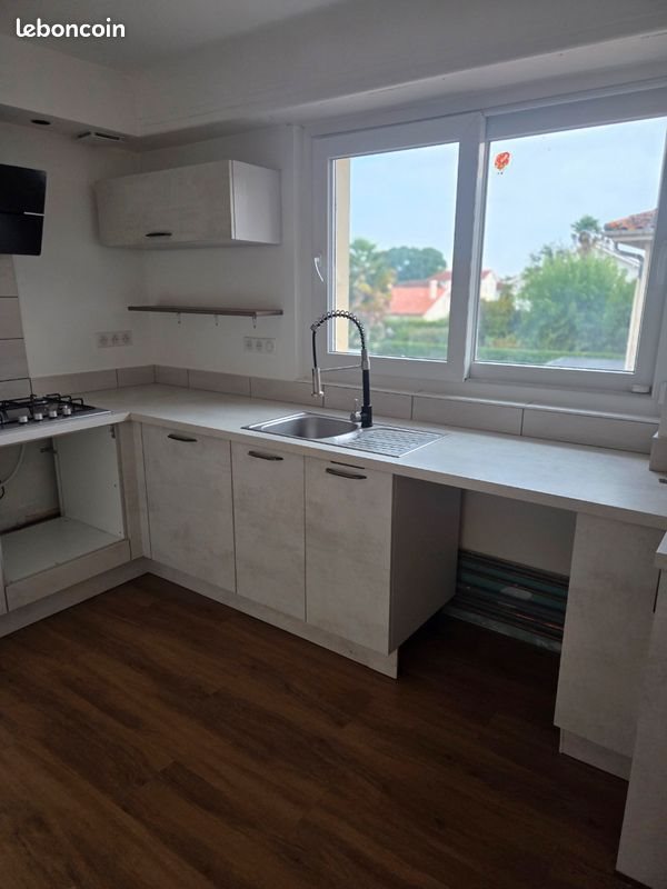 Appartement à louer, 108m², Pau