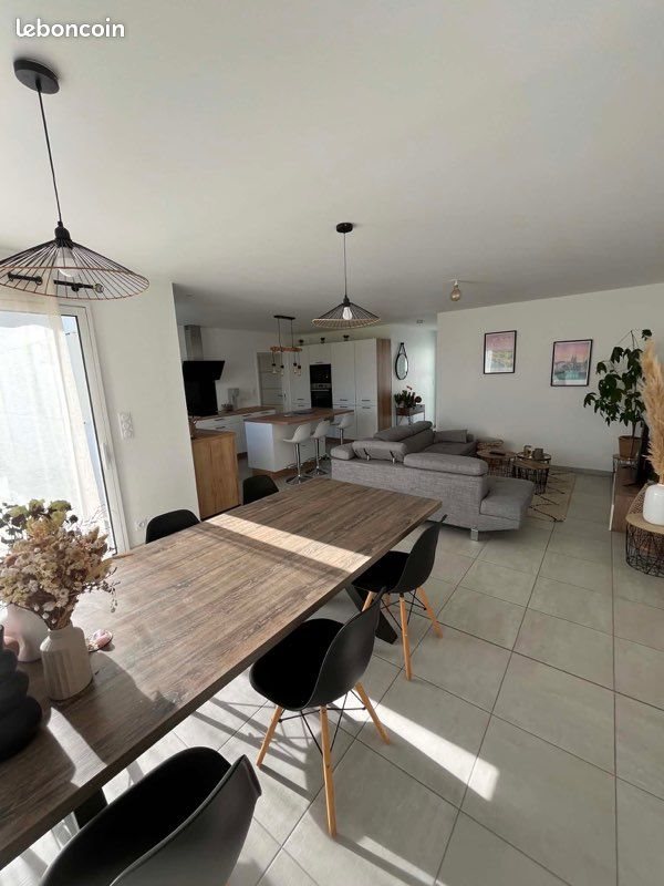 Maison à louer, 95m², Milizac