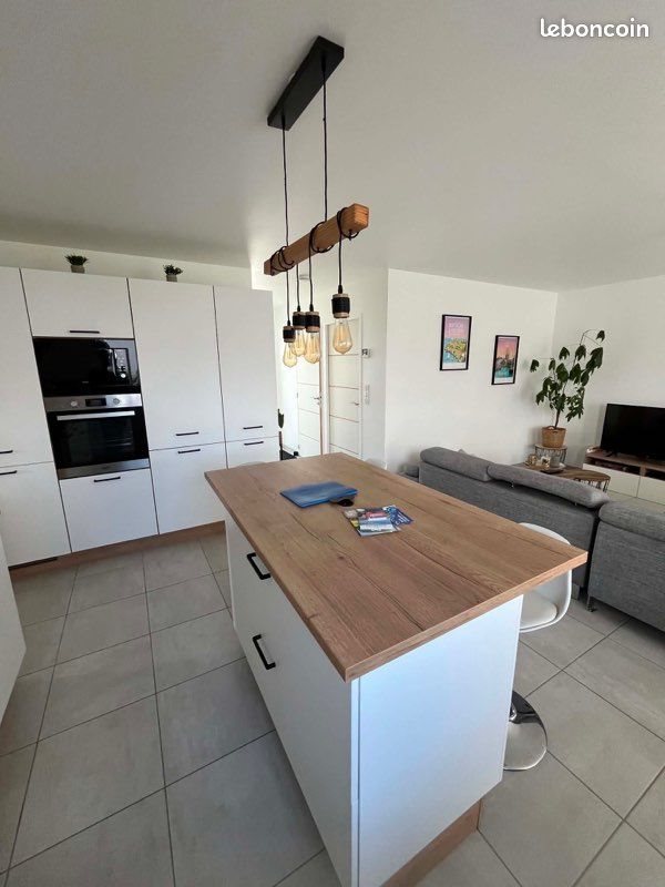 Maison à louer, 95m², Milizac