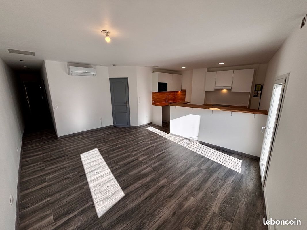 Appartement à vendre, 65m², Poussan