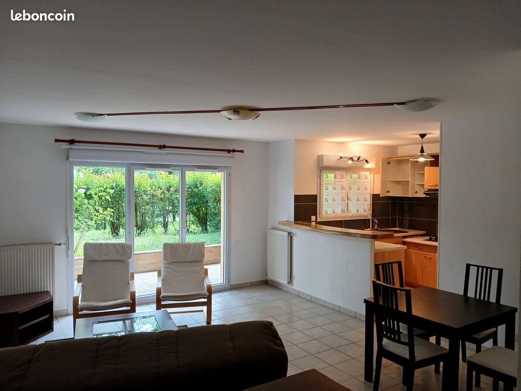 Appartement à louer, 65m², Thyez