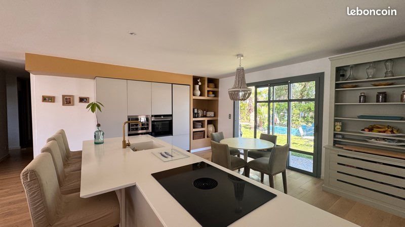 Maison à vendre, 181m², Saint-Médard-en-Jalles