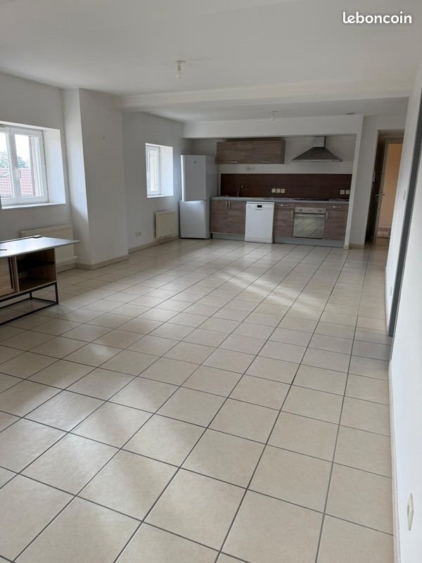 Appartement à louer, 70m², Thoissey