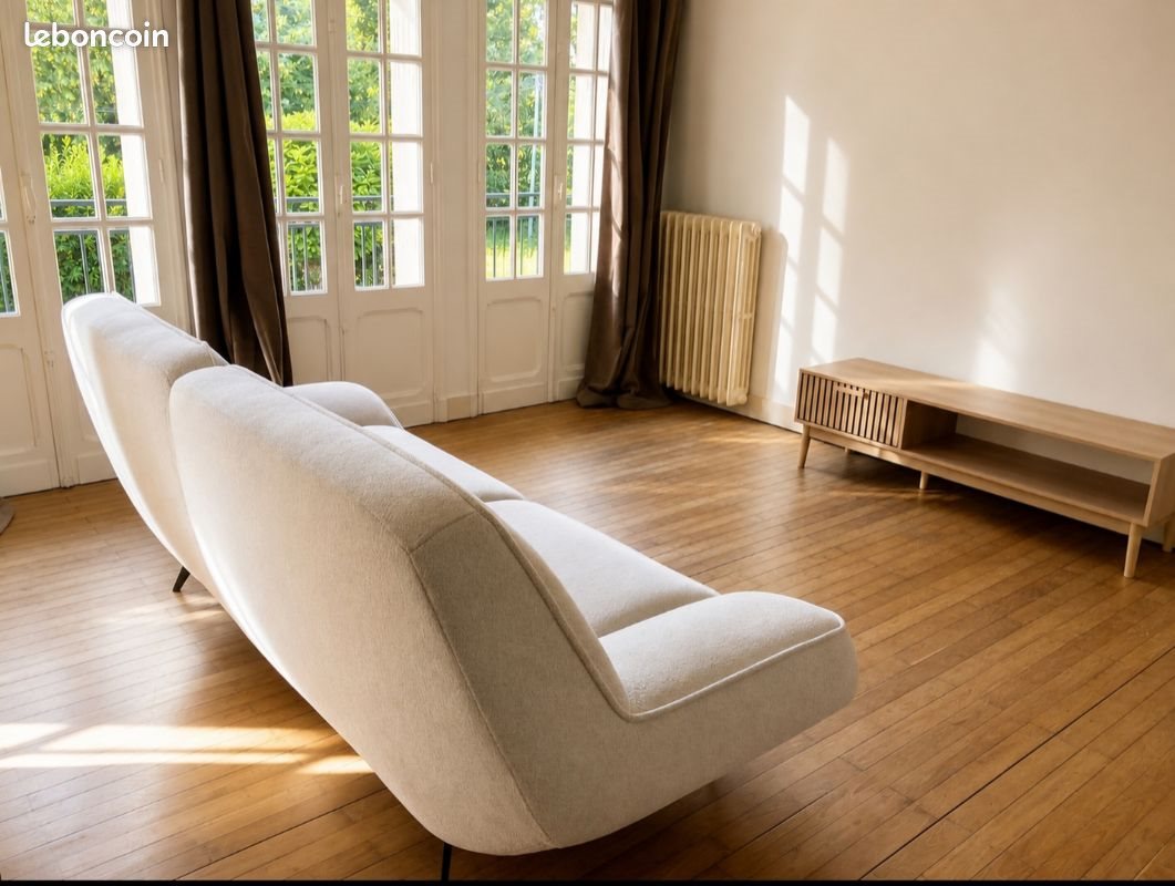 Appartement à louer, 65m², Château-l'Evêque