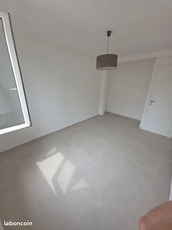 Appartement à louer, 58m², Sorgues