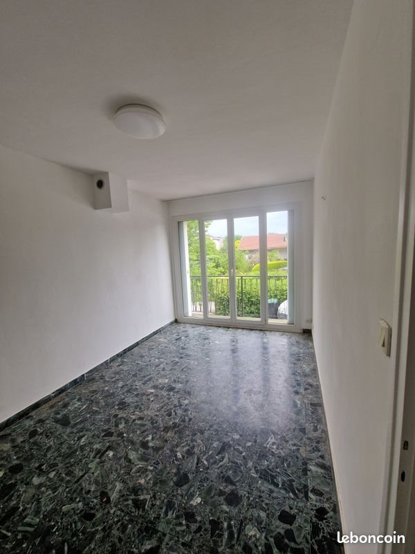 Appartement à louer, 38m², Annemasse