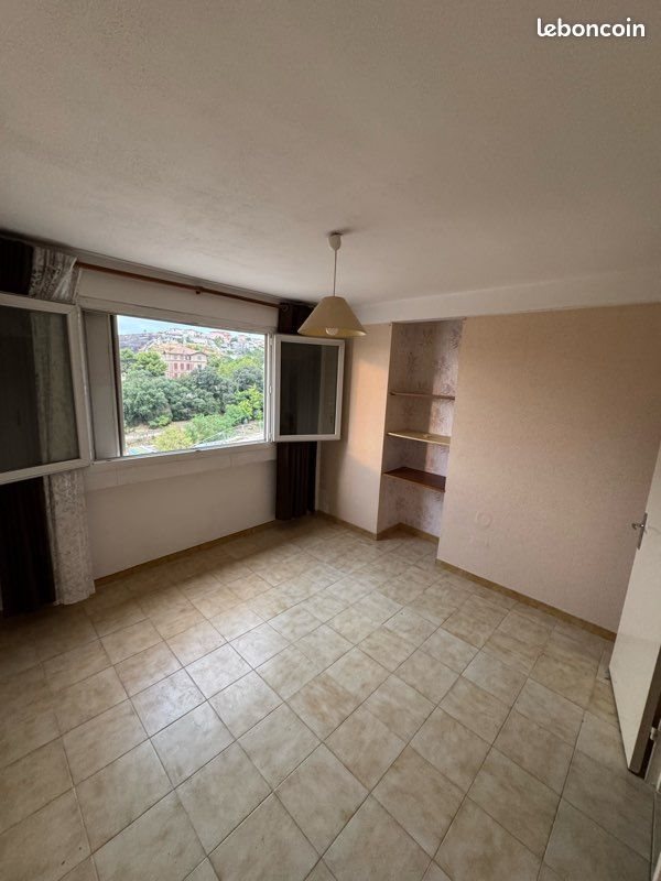 Appartement à louer, 61m², Marseille 15ème