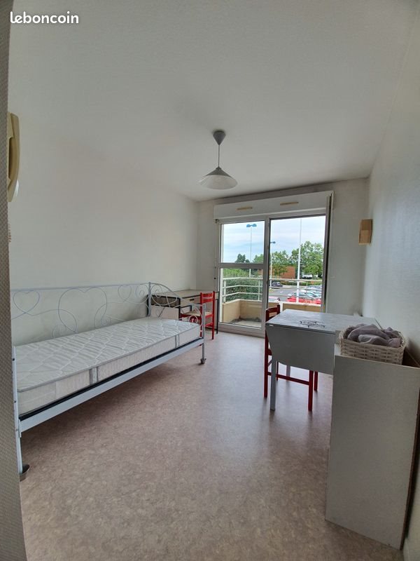 Appartement à louer, 19m², Pau