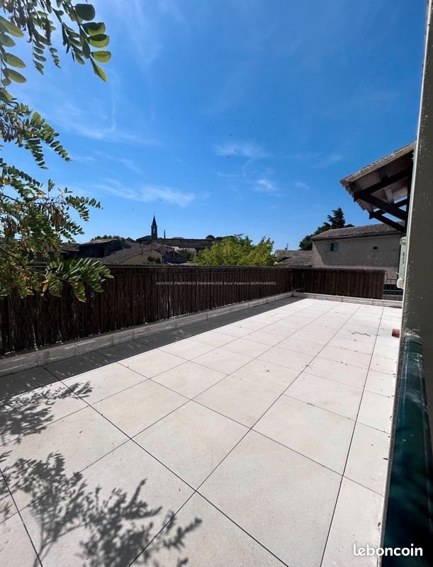 Appartement à louer, 113m², Grillon