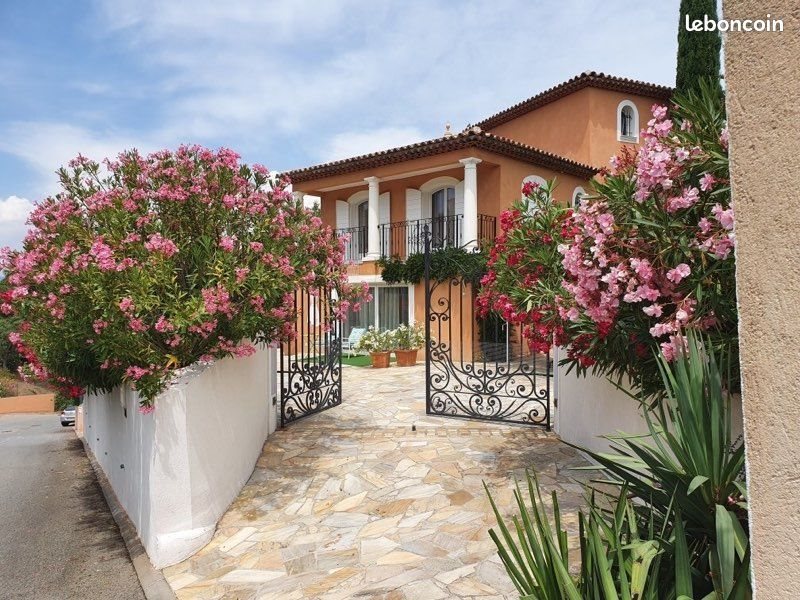 Maison à vendre, 220m², Fréjus