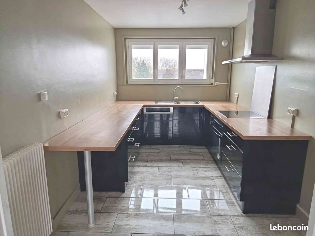 Maison à louer, 85m², Arras
