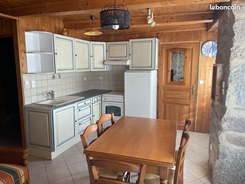 Appartement à louer, 29m², Saint-Alban-sur-Limagnole