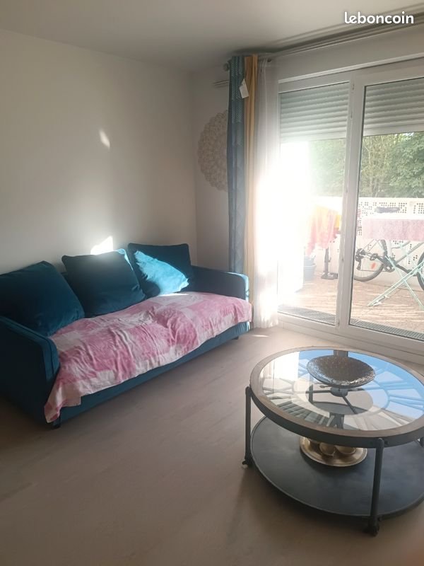 Appartement à louer, 45m², Evry
