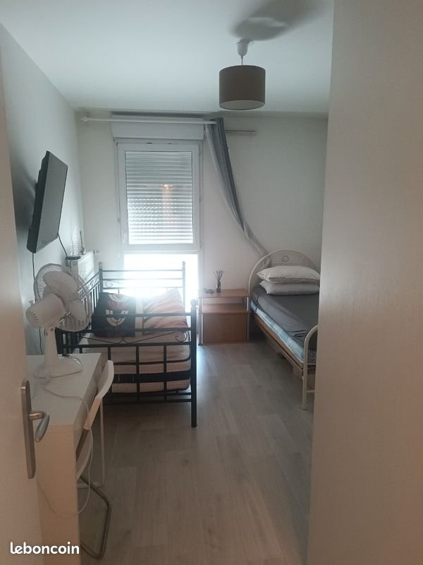 Appartement à louer, 45m², Evry