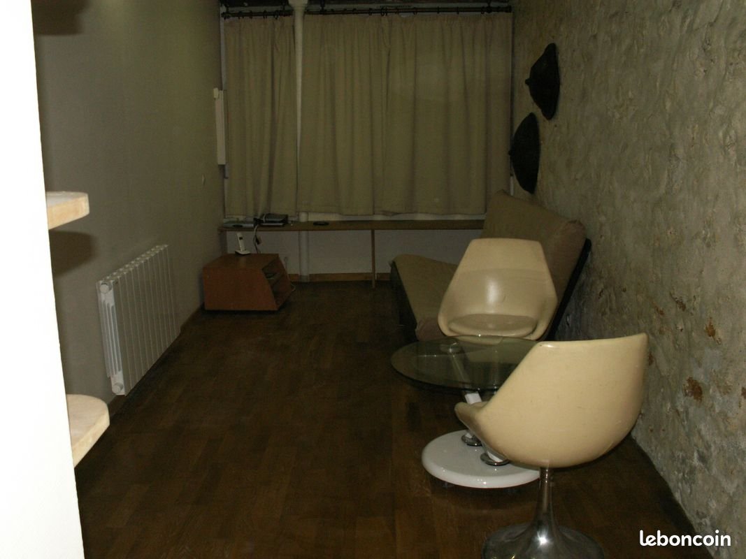 Appartement à louer, 26m², Paris 9ème