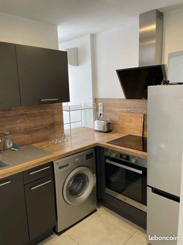 Appartement à louer, 40m², Nîmes