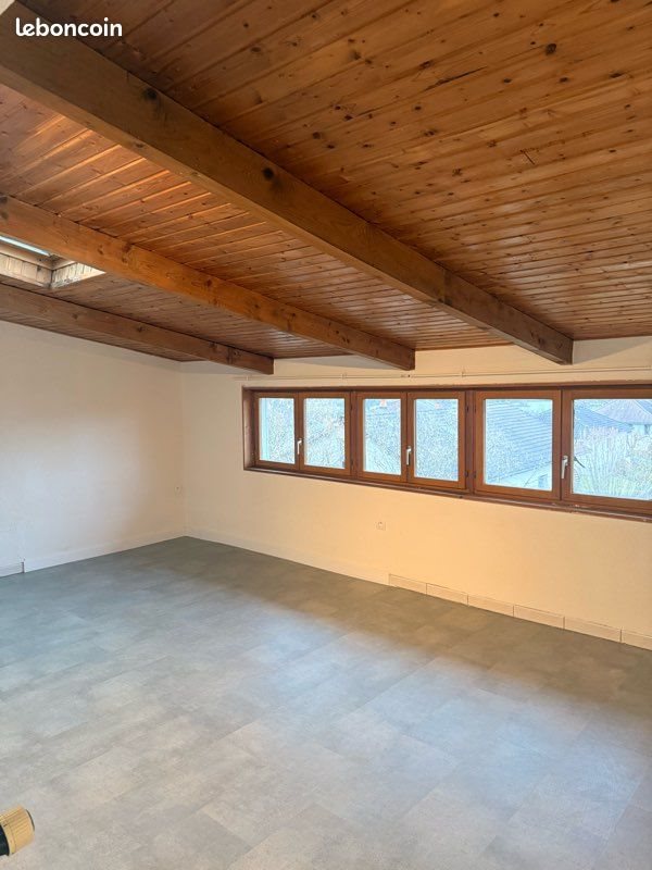 Appartement à louer, 70m², Courcelles-lès-Montbéliard