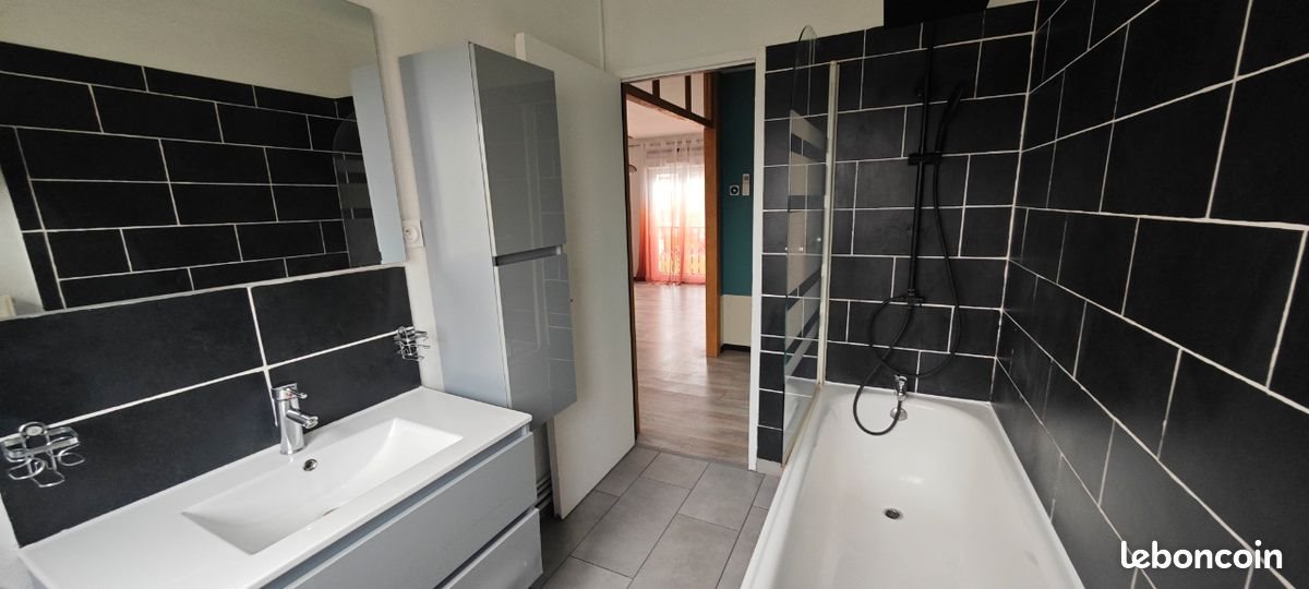 Appartement à louer, 77m², Mazamet