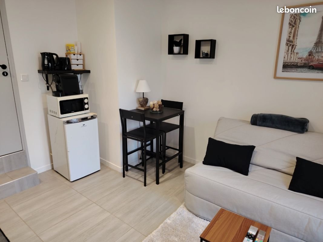 Appartement à louer, 17m², Stains