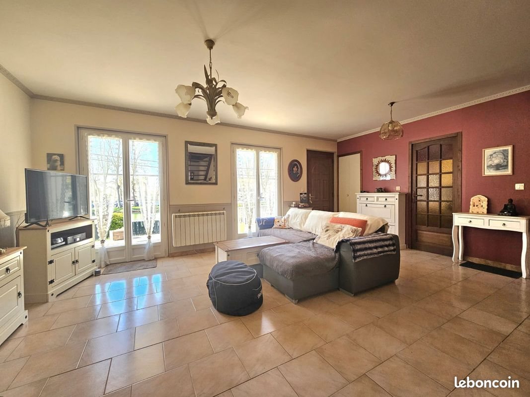 Maison à louer, 110m², Nemours