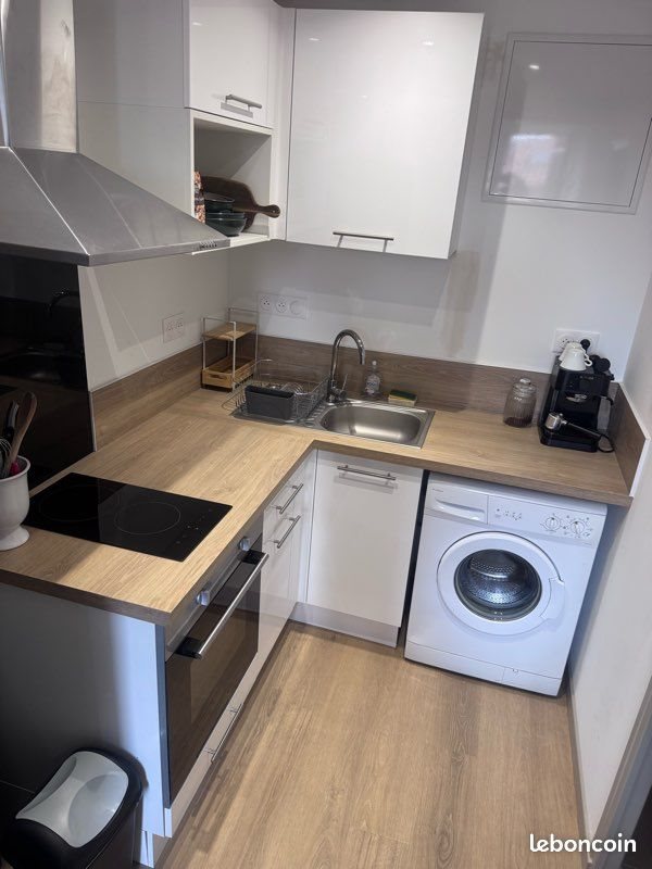 Appartement à louer, 25m², Saintes