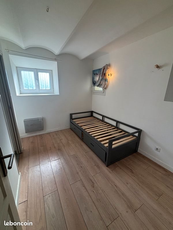 Appartement à louer, 22m², Nîmes