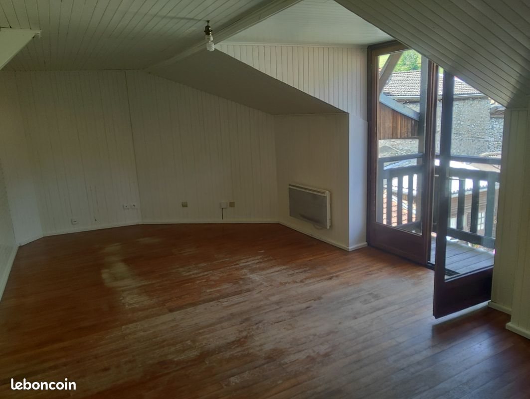 Appartement à louer, 71m², Barraux