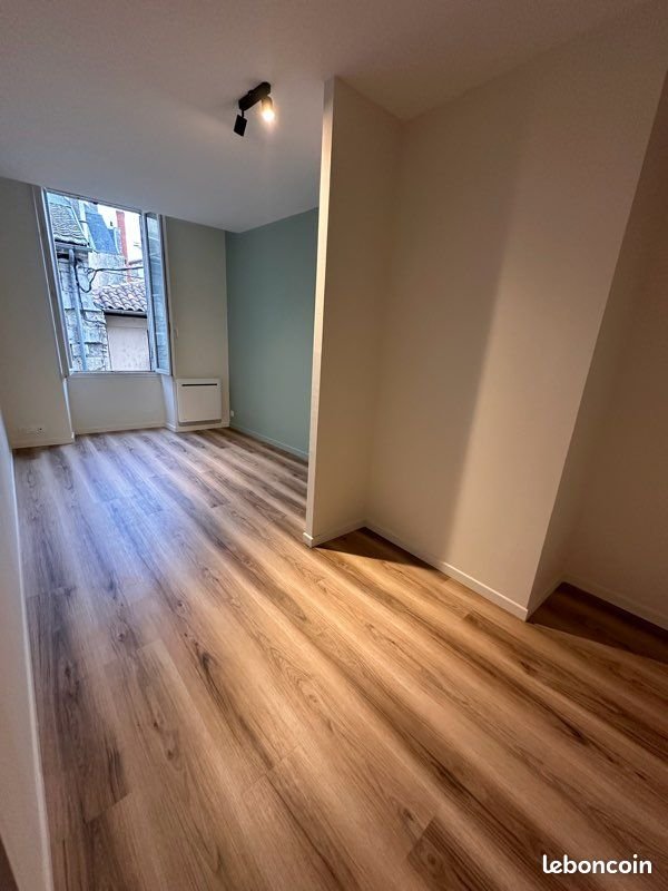 Appartement à louer, 70m², Mussidan