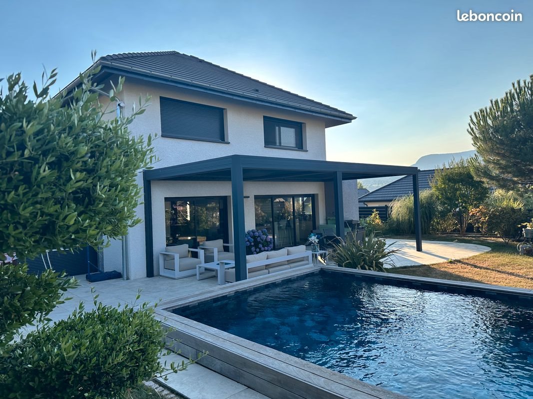 Maison à vendre, 150m², La Biolle