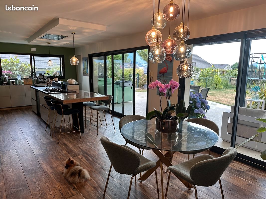 Maison à vendre, 150m², La Biolle