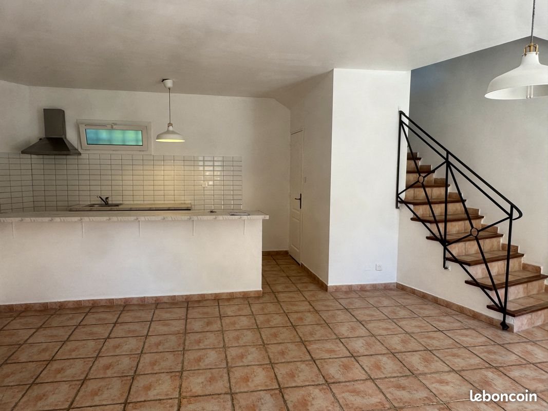 Maison à louer, 65m², Courthézon