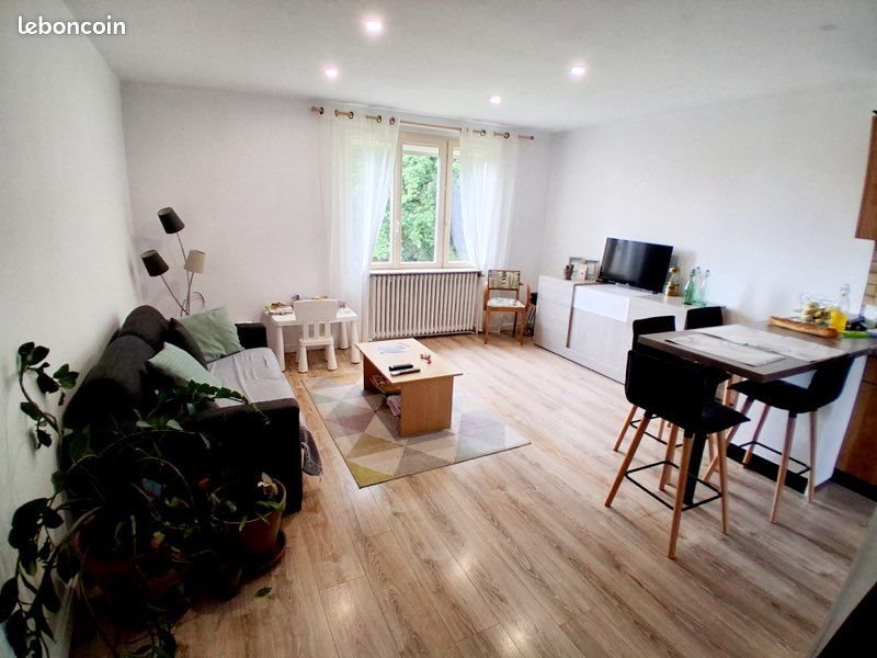 Maison à louer, 110m², Saint-Benoît-de-Carmaux