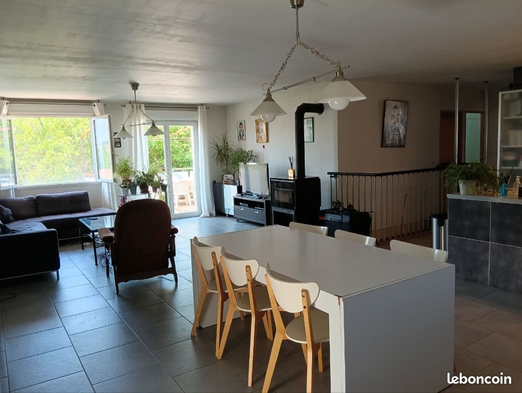 Maison à vendre, 152m², Saint-Romain-de-Lerps