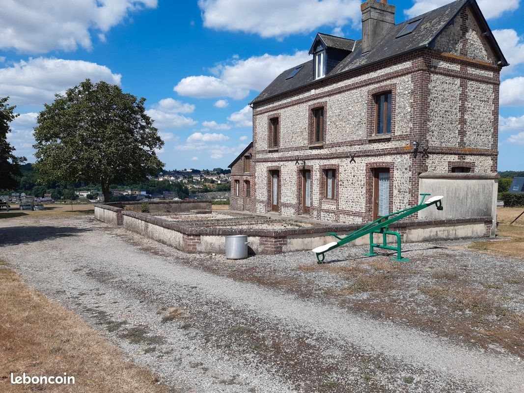 Maison à louer, 110m², Barentin
