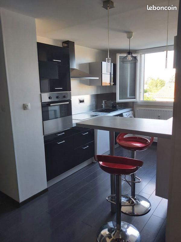 Appartement à louer, 56m², Saint-Priest