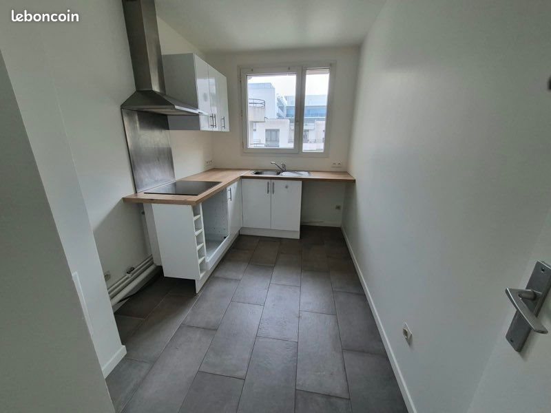 Appartement à louer, 50m², Suresnes