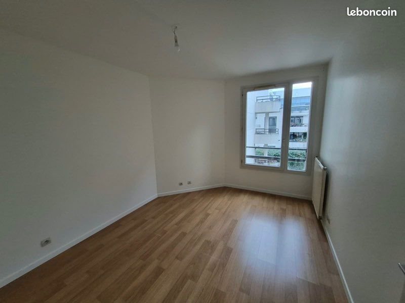 Appartement à louer, 50m², Suresnes