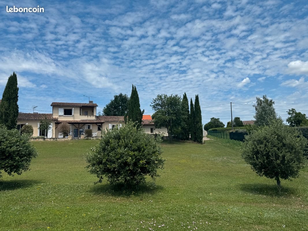 Maison à louer, 142m², Villefranche-de-Rouergue